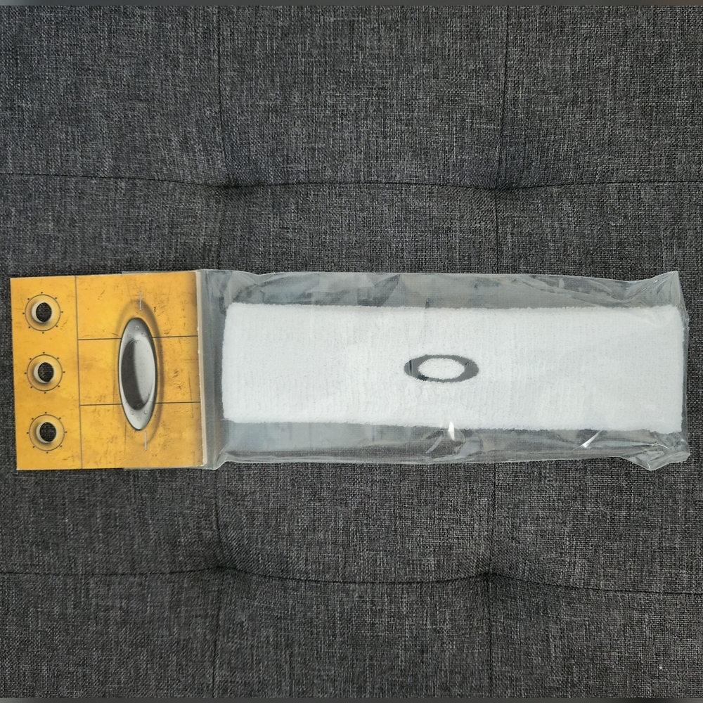 Oakley headband